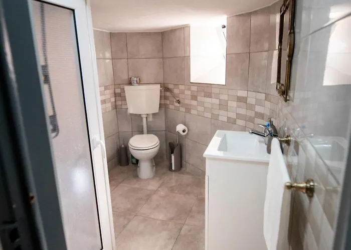 Casa Vistas Homestay *